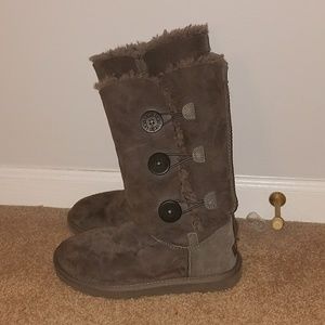 Gray tall Uggs